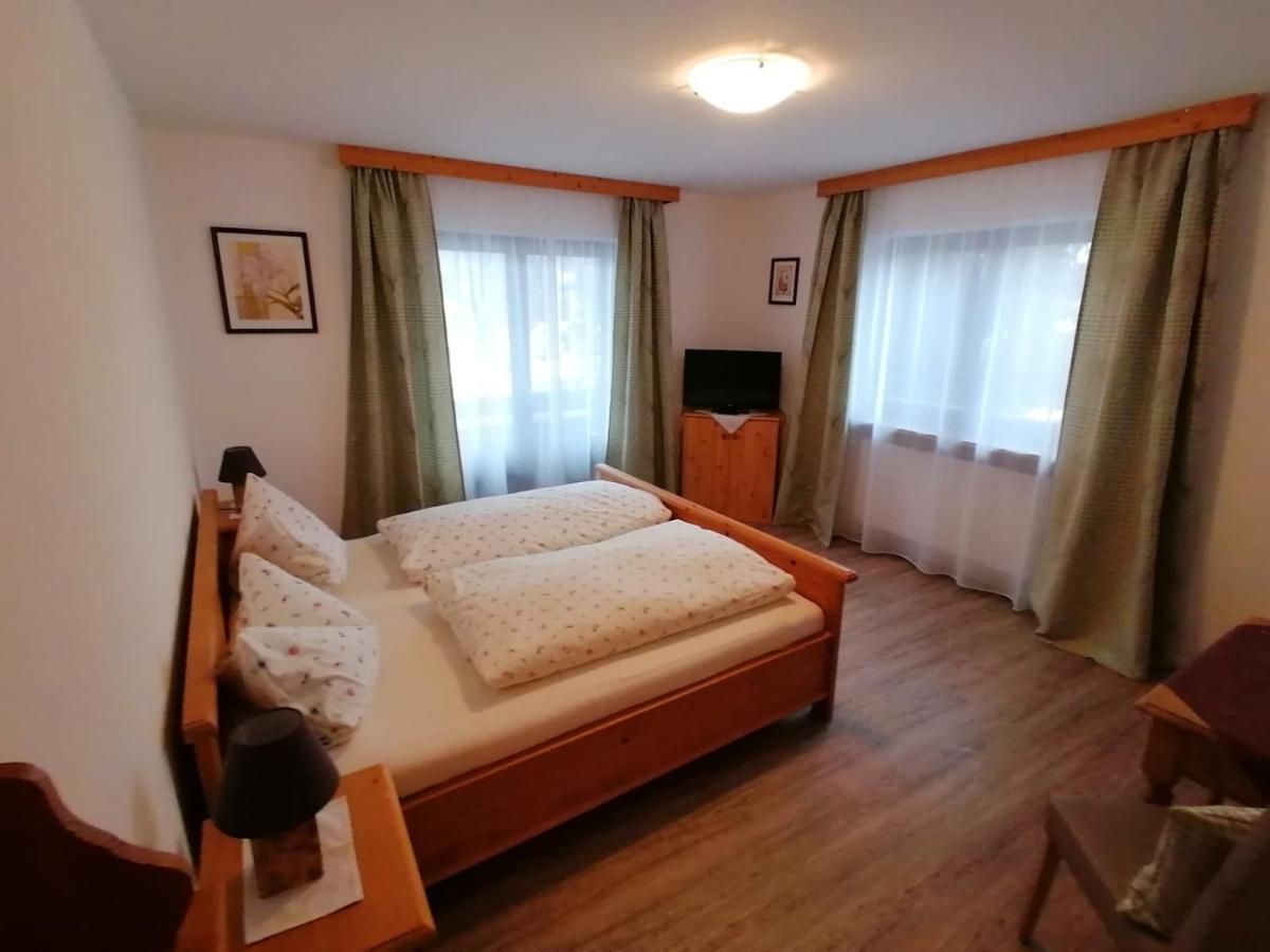 Gaestehaus Poeppl Unterwössen Екстериор снимка