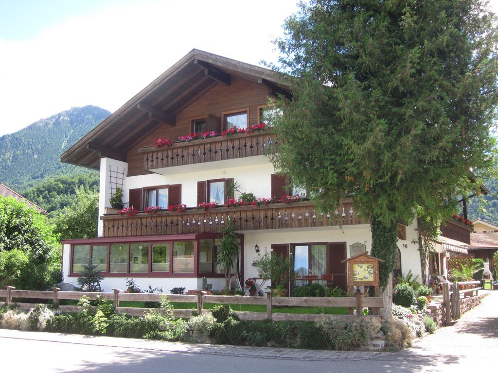 Gaestehaus Poeppl Unterwössen Екстериор снимка